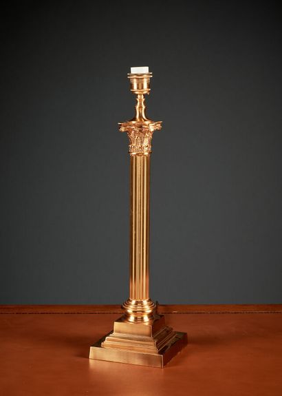 Vaughan Designs. Paire de lampes colonnes...