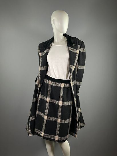 VALENTINO Boutique - Coat and skirt set....