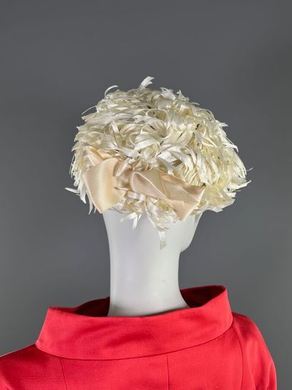 JEANNE LANVIN Castillo - Hat. Circa 1960.

The...