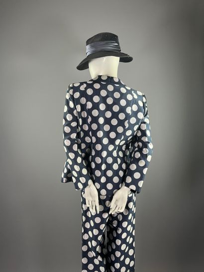 GIORGIO ARMANI - Collection croisière 2011...