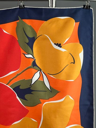 BALENCIAGA / CÉLINE - Two silk squares.

Free-form,...