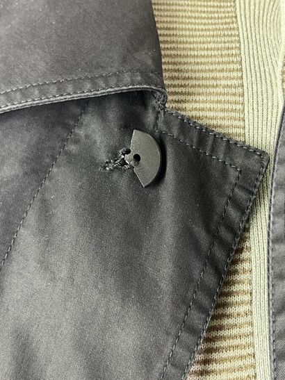 CHRISTIAN DIOR homme - Sur veste

Le modèle...
