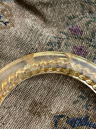 Lot de bijoux et accessoires:

-Bracelet...