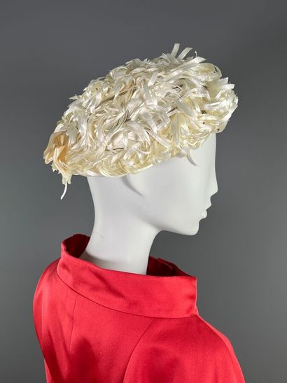 JEANNE LANVIN Castillo - Hat. Circa 1960.

The...