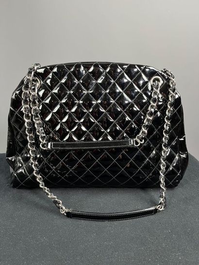 CHANEL - Sac MADEMOISELLE Grand modèle en...