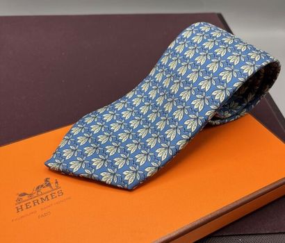 HERMÈS Paris - Cravate.

Modèle en twill...