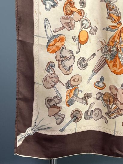 HERMÈS Paris - La Cueillette des Champignons...