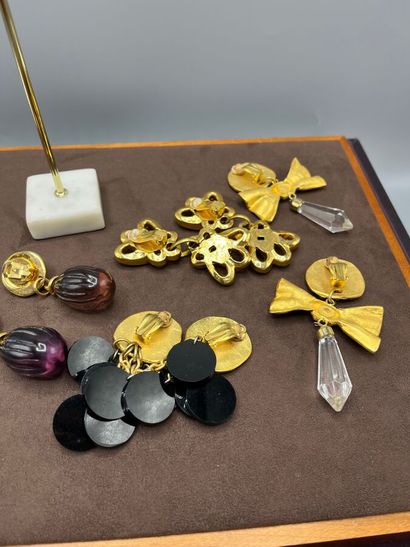 Lot de 4 boucles d'oreilles clips couture...
