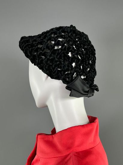 JEANNE LANVIN Castillo - Hat. Circa 1960.

The...
