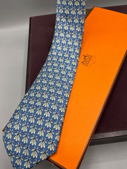 HERMÈS Paris - Cravate.

Modèle en twill...