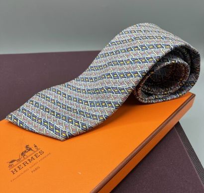HERMÈS Paris - Cravate.

Modèle en twill...