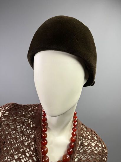 NINA RICCI Brown felt toque hat with box...