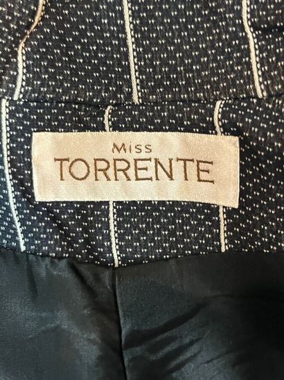 MISS TORRENTE - Trouser suit.

The ensemble...
