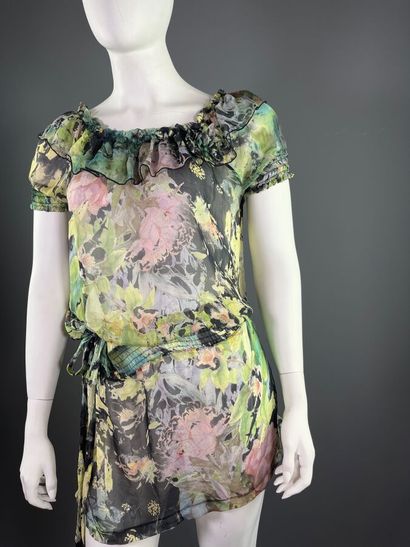 BLUMARINE - Robe d'été.

Modèle taillé dans...