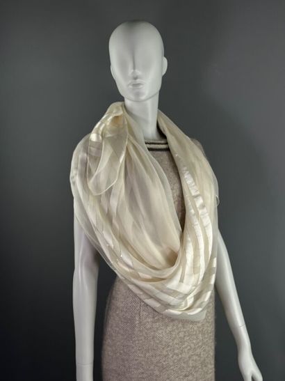 YVES SAINT LAURENT - Stole.

Model cut from...