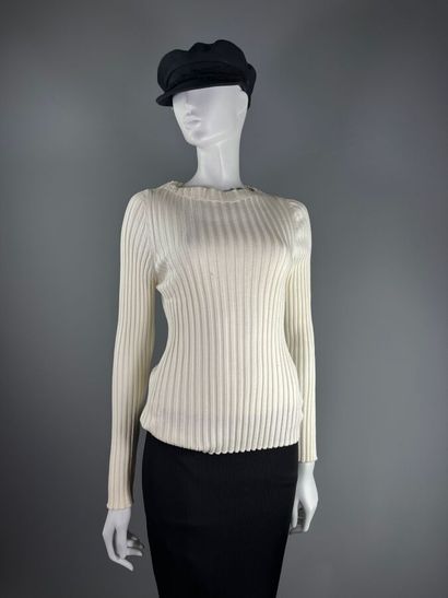 GUCCI - Ivory tights sweater - Size S

Coarse-ribbed...