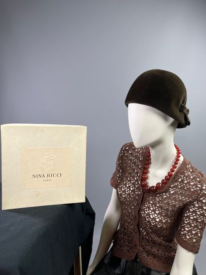 NINA RICCI Brown felt toque hat with box...
