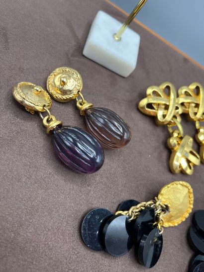 Lot de 4 boucles d'oreilles clips couture...
