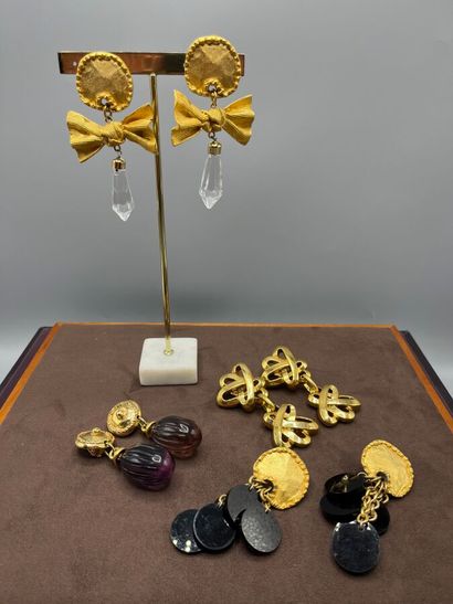 Lot de 4 boucles d'oreilles clips couture...