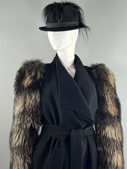 EMILIO PUCCI - Coat - 38
This model is cut...