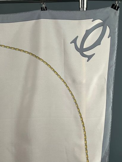 MUST by CARTIER - Silk square.

Gold mesh...