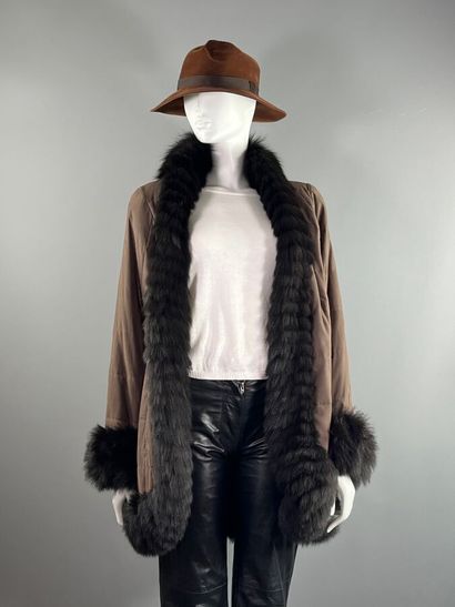 YVES SAINT LAURENT Fur
pelisse size indicated...