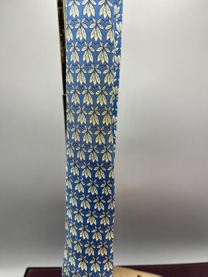 HERMÈS Paris - Cravate.

Modèle en twill...