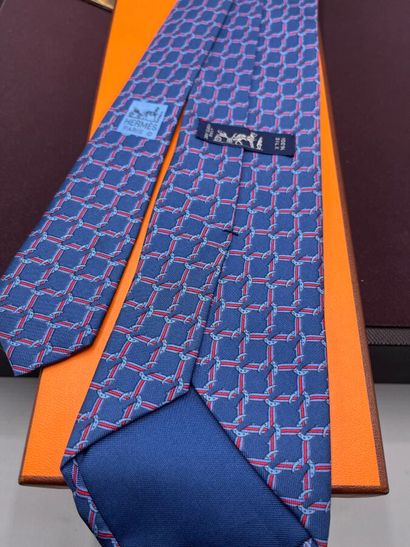 HERMÈS Paris - Cravate.

Modèle en twill...