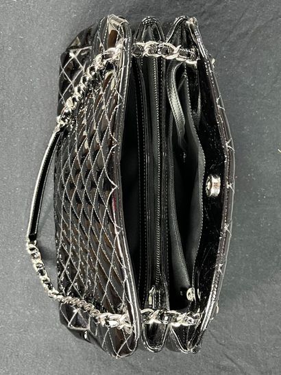 CHANEL - Sac MADEMOISELLE Grand modèle en...