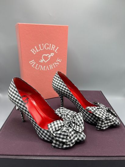 BLUMARINE Blugirl - Escarpins. 

Modèle en...