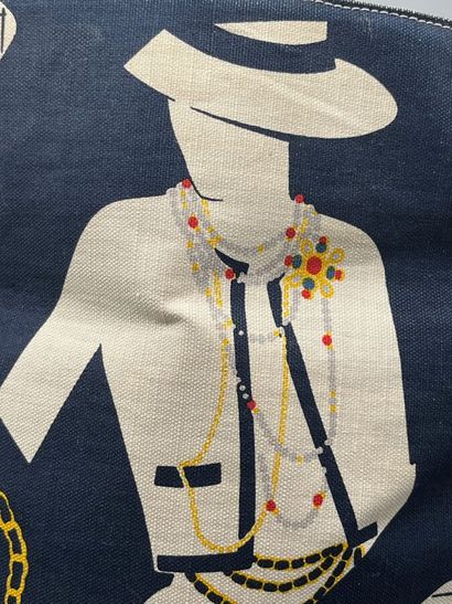 CHANEL - Sac cabas en toile 