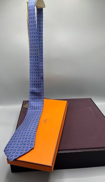 HERMÈS Paris - Cravate.

Modèle en twill...