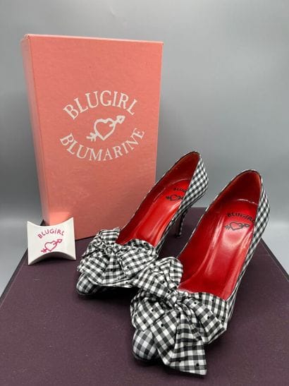BLUMARINE Blugirl - Escarpins. 

Modèle en...