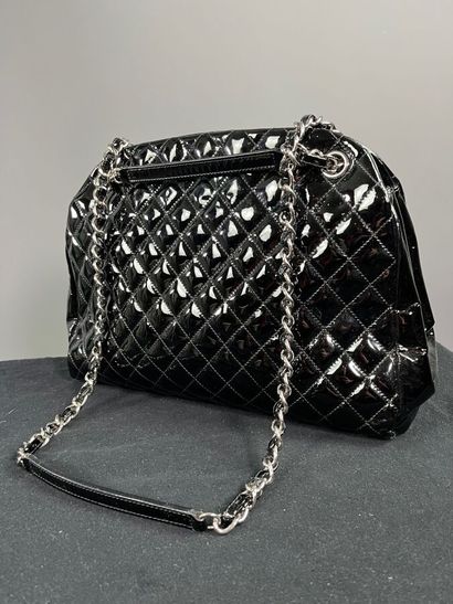 CHANEL - Sac MADEMOISELLE Grand modèle en...