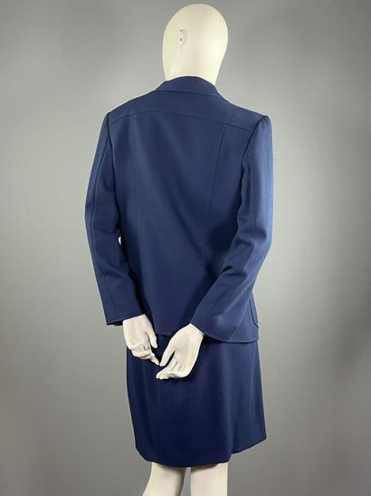 CHRISTIAN LACROIX - Tailleur jupe.

L'ensemble...