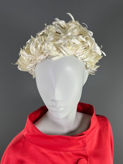 JEANNE LANVIN Castillo - Hat. Circa 1960.

The...