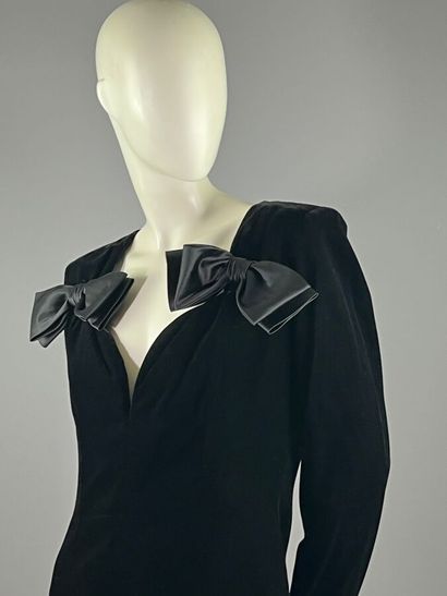 YVES SAINT LAURENT Rive-Gauche - Mid-90s...