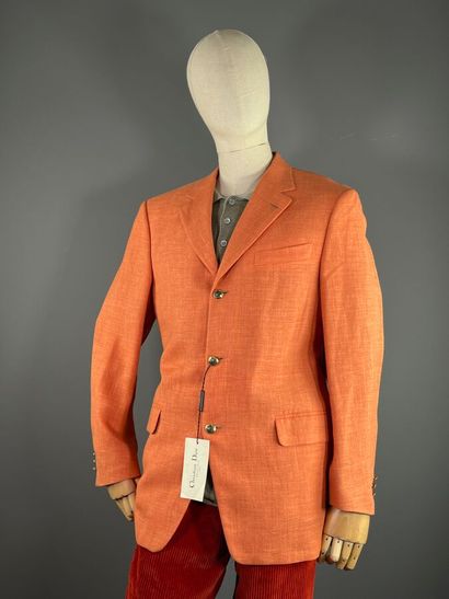CHRISTIAN DIOR Boutique - Veste.

Le modèle...