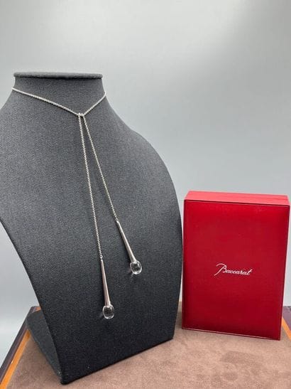 BACCARAT - Collier TENTATION

Le modèle est...