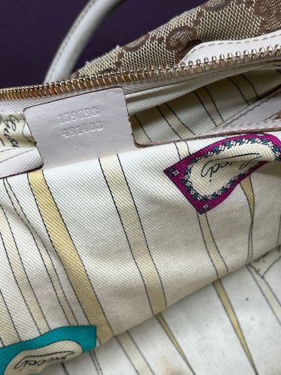 GUCCI - GG supreme bit canvas handbag.

Made...
