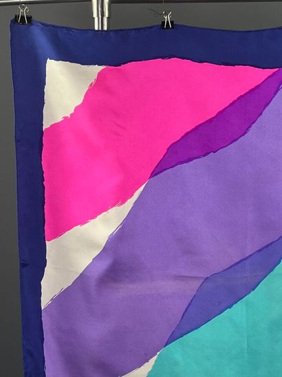 BALENCIAGA / CÉLINE - Two silk squares.

Free-form,...