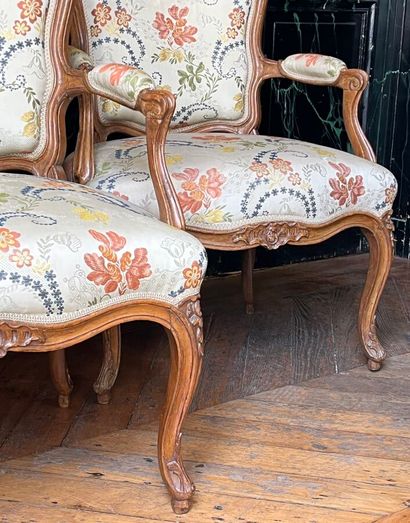 Pair of cabriolet armchairs in molded and...