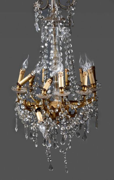 Twelve-light bronze chandelier.
Late 19th...