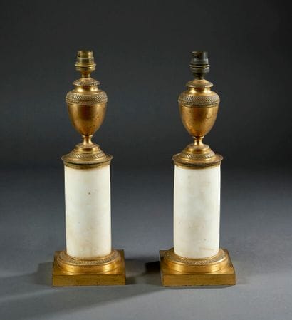 Pair of lamp-mounted cassolettes, the base...