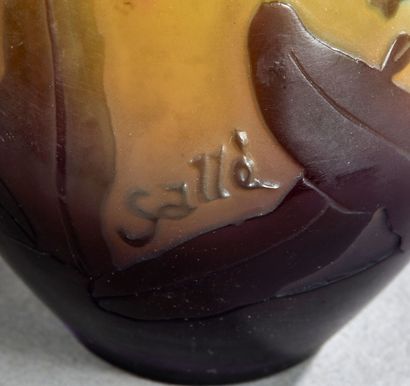 Etablissement GALLE - Small multi-layered...