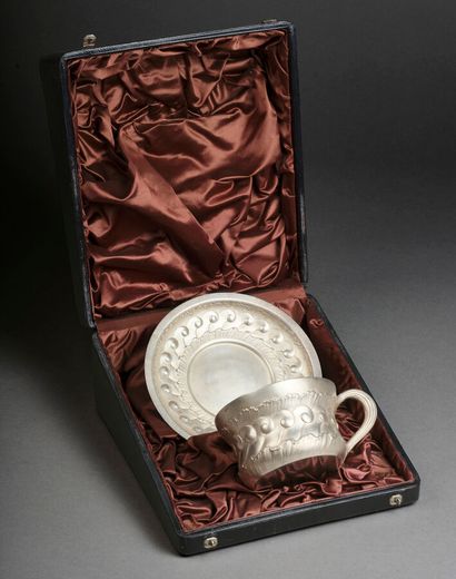 Maison SORMANI - Silver cup and saucer decorated...