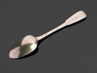 Cuiller à ragoût en argent modèle uniplat....