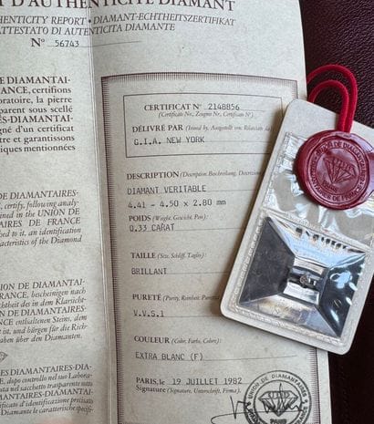 Diamond weighing 0.33 carat.
Certificate...