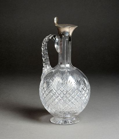 Carafe in cut crystal with floral decoration,...