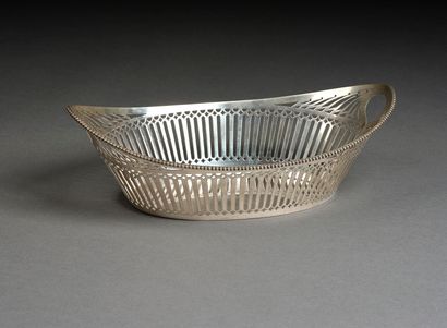 Corbeille navette en argent 800 millièmes...
